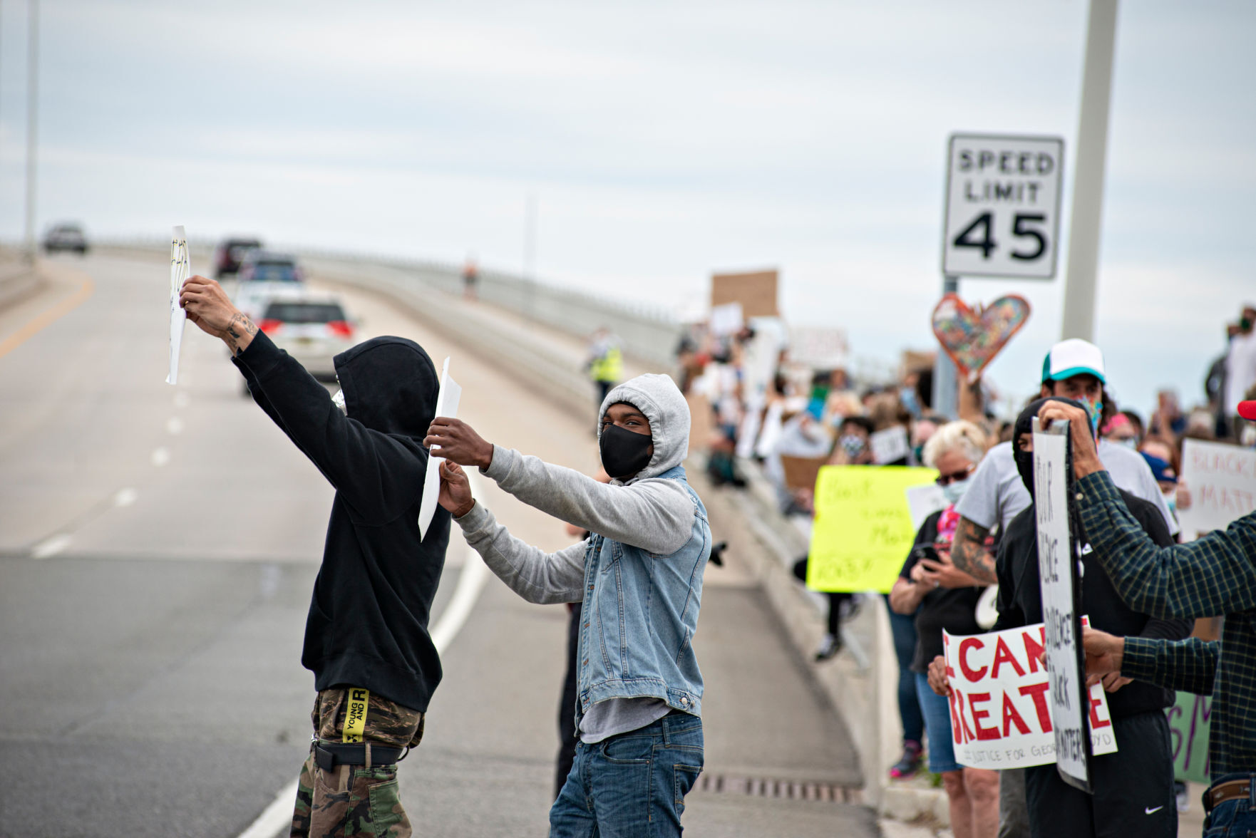 060320_nws_ocprotest